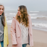 Are You In A Pursuer-Withdrawer Relationship? A Therapist Explains